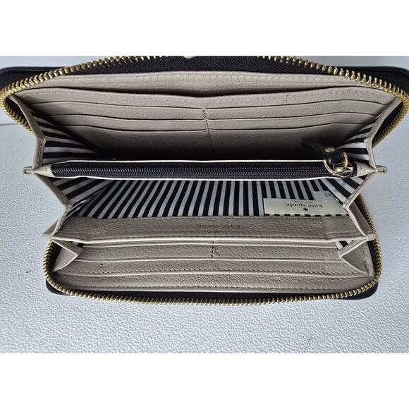 kate spade NY Continental Wallet Cobble Hill Leather Zip Around Lacey Beige - Picture 10 of 11